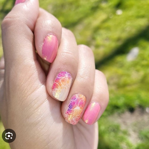 *Exclusive* Color Street: Terrace for Two | Coral Orange Pink Summer Bronze - Picture 10 of 12